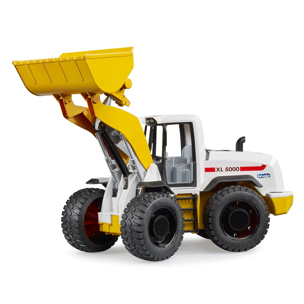 Bruder Wheel Loader 2 Years+