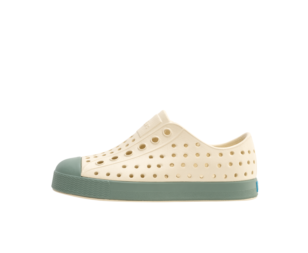 Native Jefferson Kids (Bone White/Relax Green) - CLEARANCE