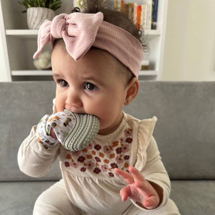 Malarkey Kids Munch Mitt (Grey Woodland)