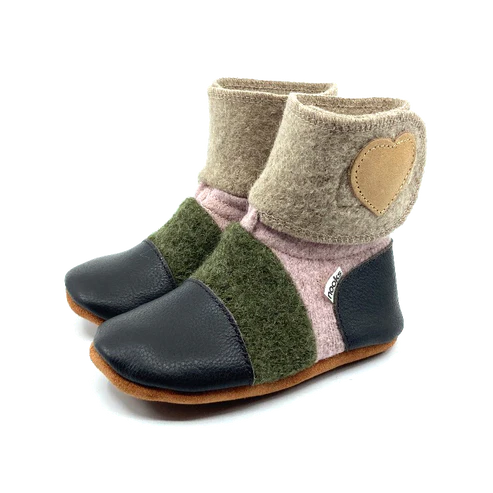 Nooks Design Felted Wool Booties (Peony)