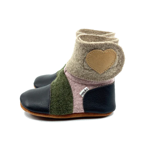 Nooks Design Felted Wool Booties (Peony)
