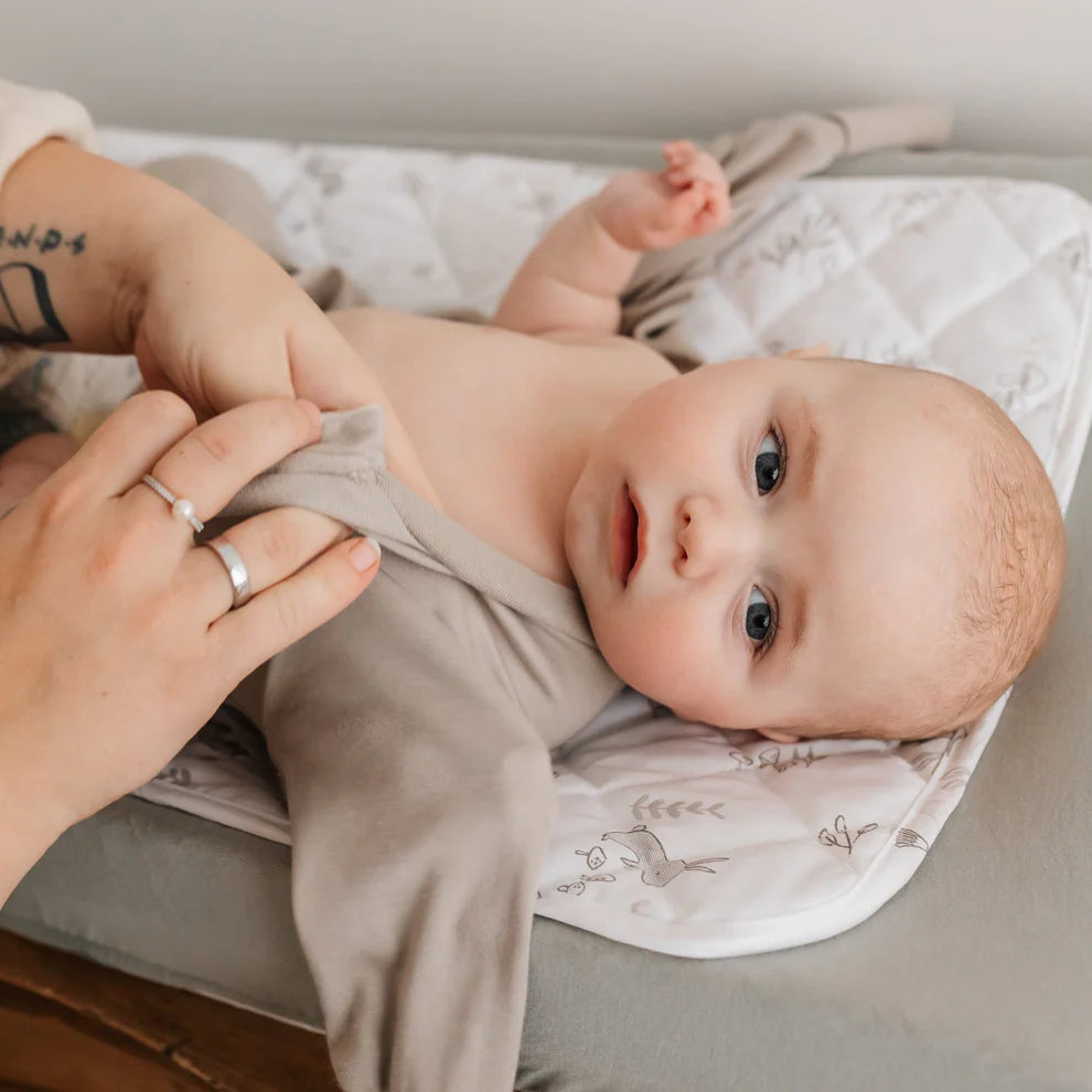 Perlimpinpin Waterproof Change Table Pad (Forest)