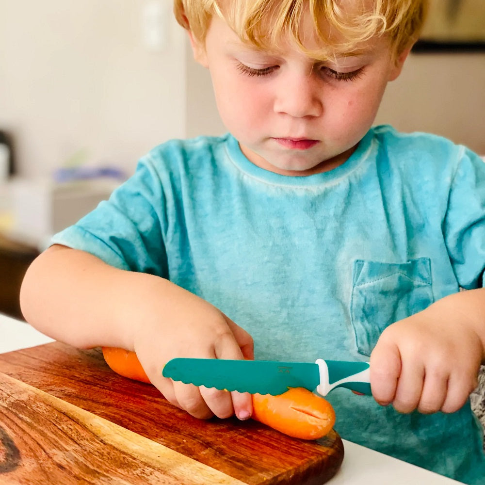 KiddiKutter Child Safe Knife (Green)-Feeding-KiddiKutter-031534 GN-babyandme.ca