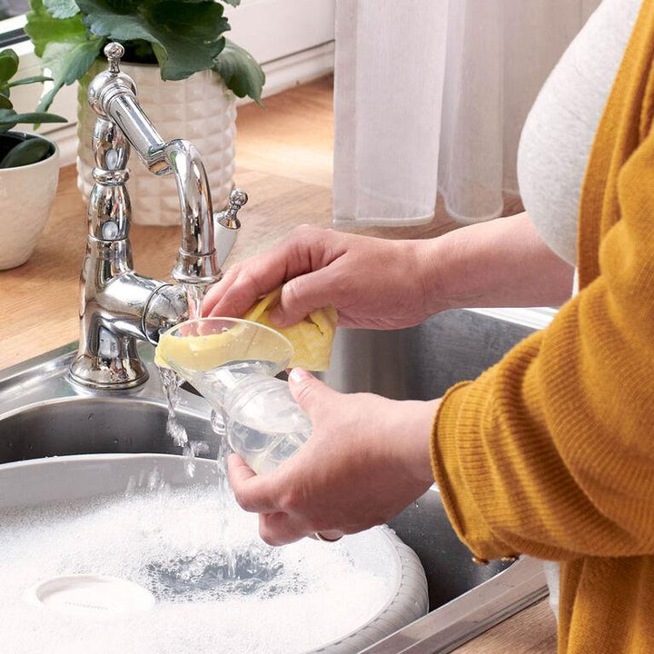 Medela Silicone Breast Milk Collector-Feeding-Medela-030298-babyandme.ca