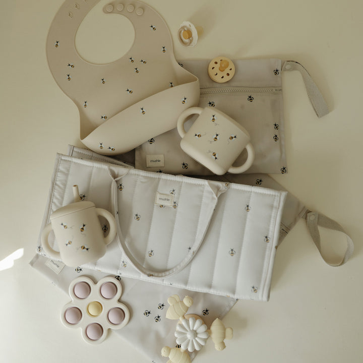 Mushie Diaper Caddy (Bees)