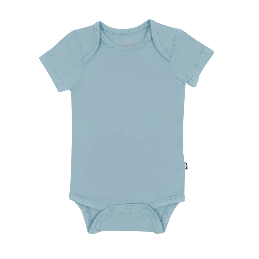 Kyte Baby Short Sleeve Bodysuit (Dusty Blue)