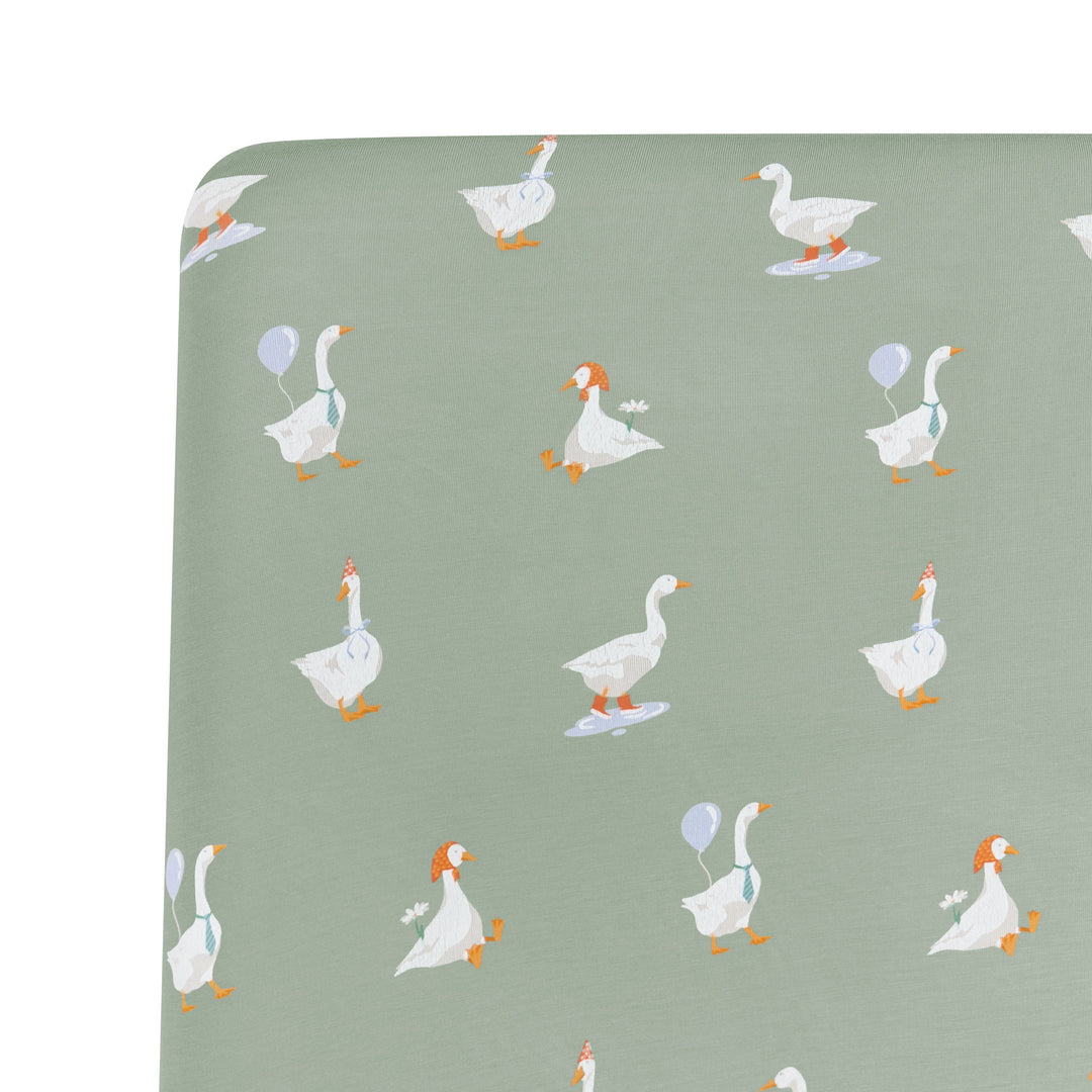 Kyte Baby Crib Sheet (Silly Goose)
