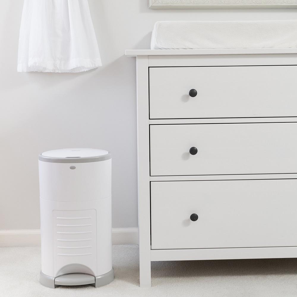 Dekor Plus Hands-Free Diaper Pail (White) - IN STORE PICK-UP ONLY-Bath-Dekor-007612 WH-babyandme.ca