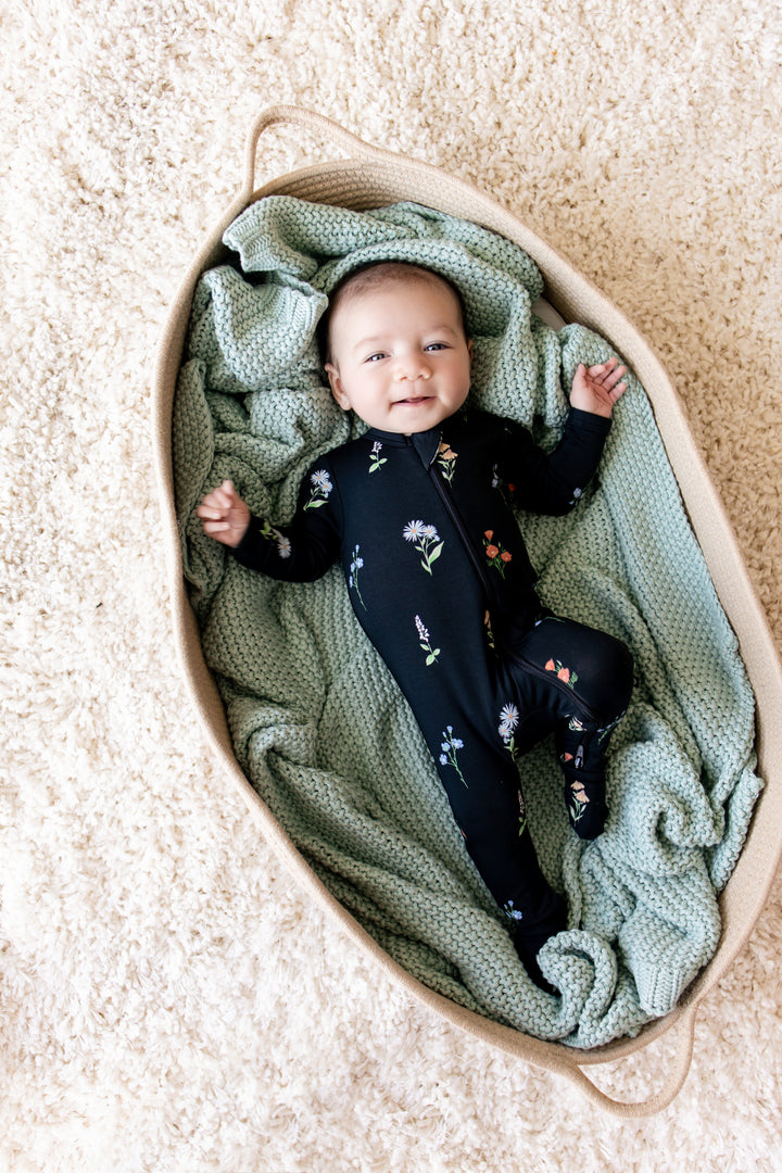 Kyte Baby Long Sleeve Zippered Footie (Midnight Wildflower)
