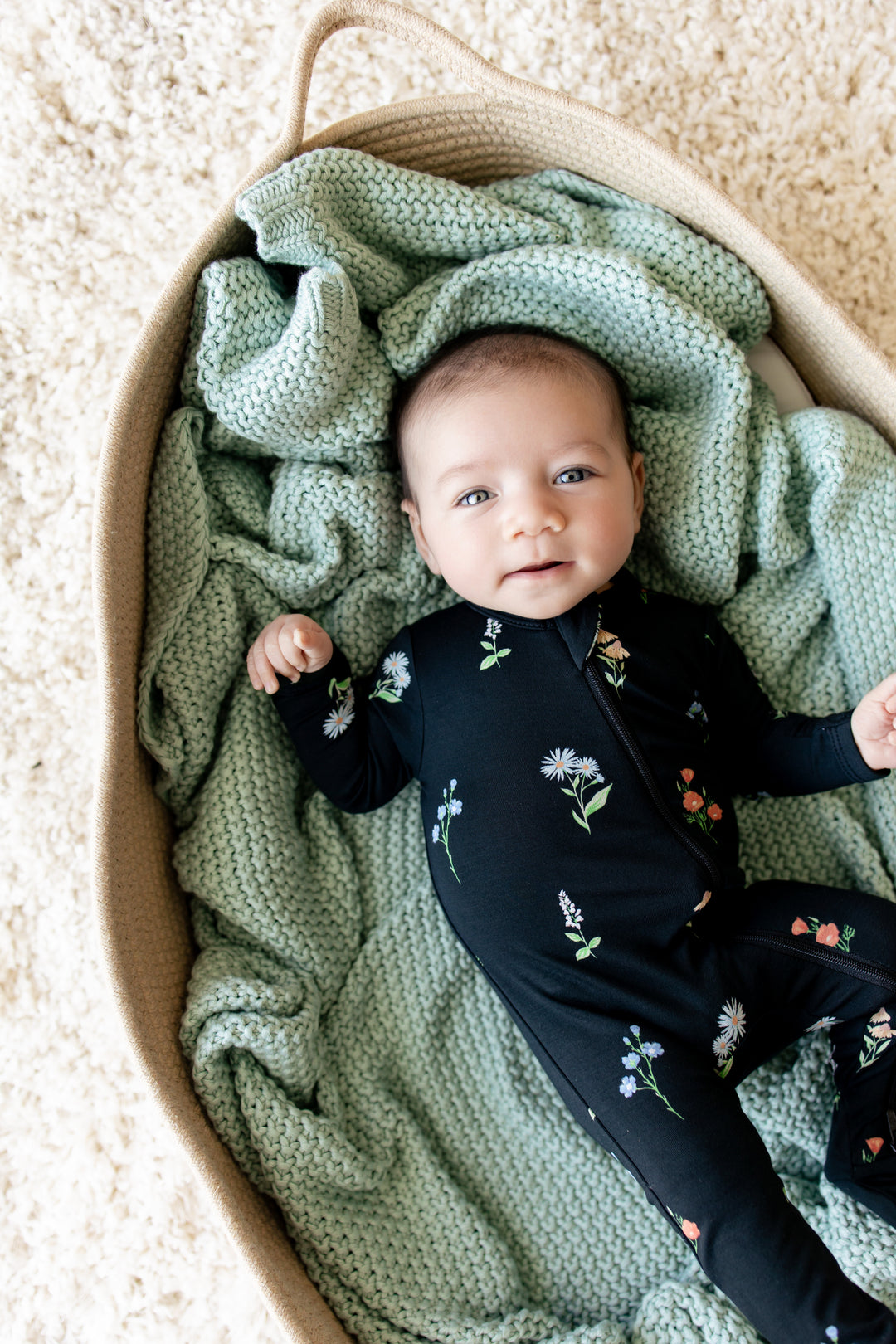 Kyte Baby Long Sleeve Zippered Footie (Midnight Wildflower)