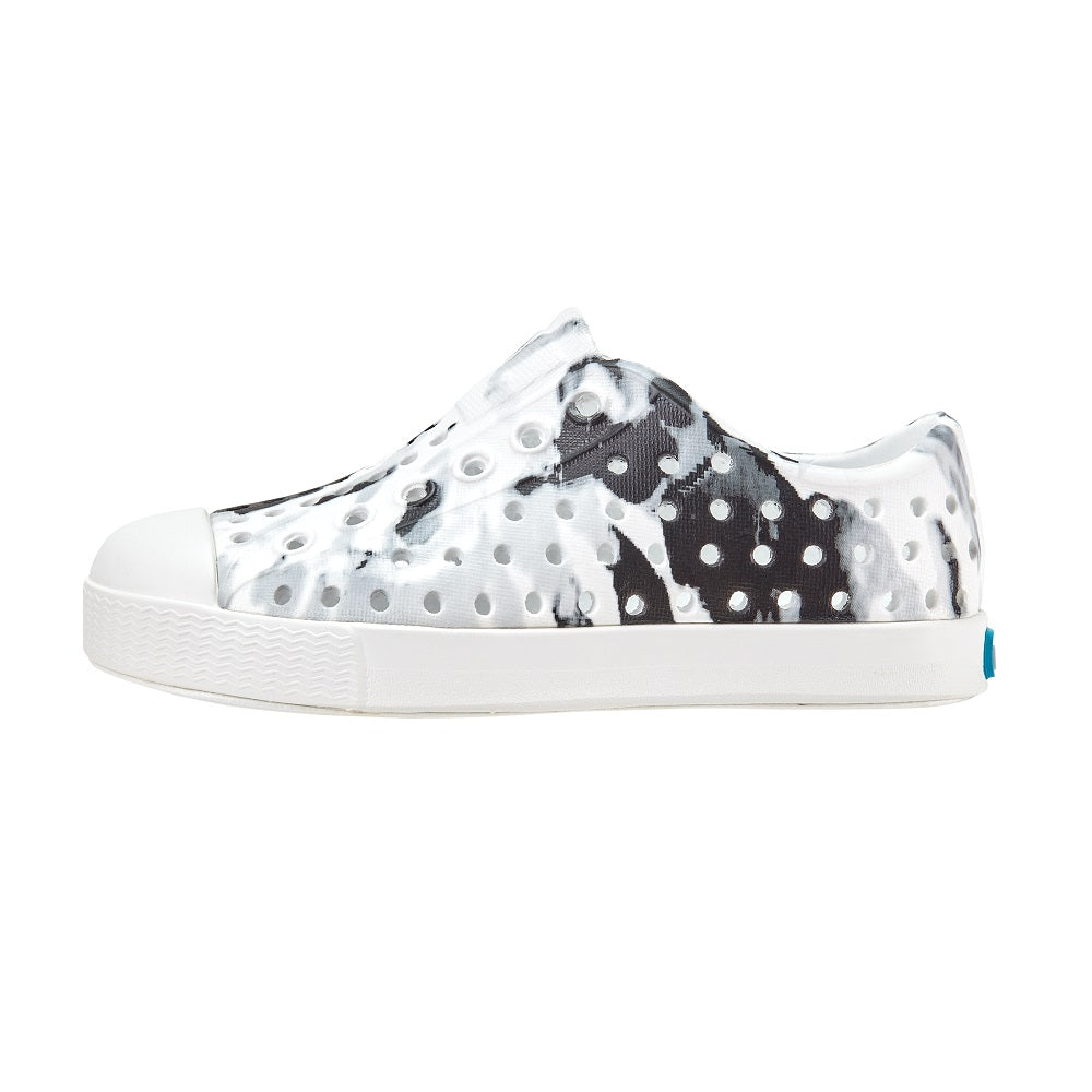 Native Jefferson Print Child (Shell White/Shell White/Grey Tie Dye) - FINAL SALE-Apparel-Native--babyandme.ca