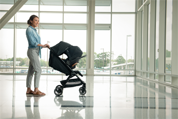 Nuna TRVL FLOOR MODEL (Caviar)-Gear-Nuna-031938 TRV FLOOR-babyandme.ca