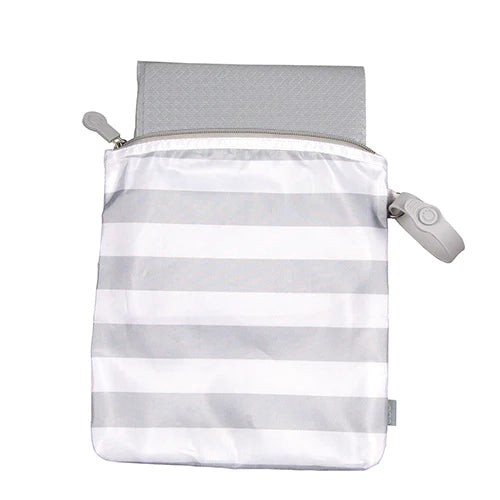 Ubbi On-the-go Changing Mat & Bag (Grey)