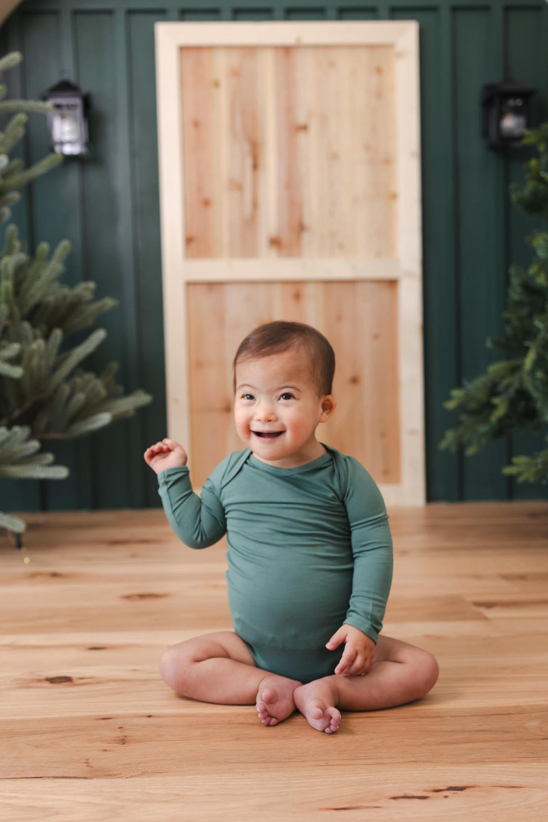 Kyte Baby Long Sleeve Bodysuit (Pine)