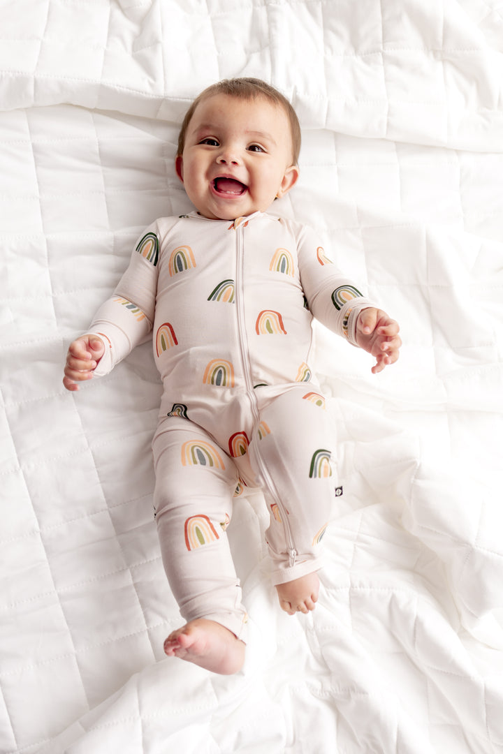 Kyte Baby Long Sleeve Zippered Romper (Retro Rainbow)