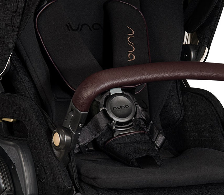 Nuna MIXX™ next + PIPA™ Travel System (Riveted)
