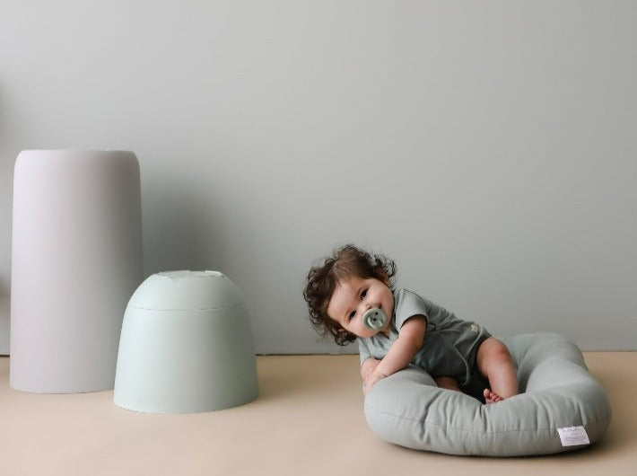 Snuggle Me Organic Infant Lounger- Slate-Gear-Snuggle Me Organic-031947 SLA-babyandme.ca