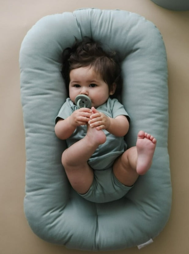Snuggle Me Organic Infant Lounger- Slate-Gear-Snuggle Me Organic-031947 SLA-babyandme.ca