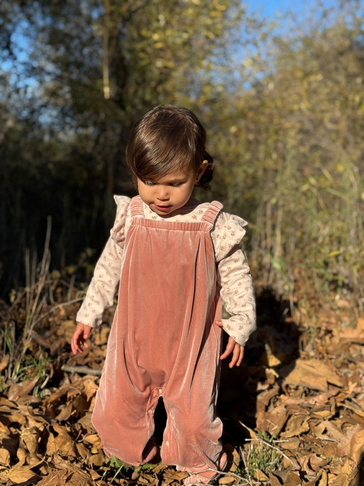 Vignette Frances Onesie (Rose Acorns)