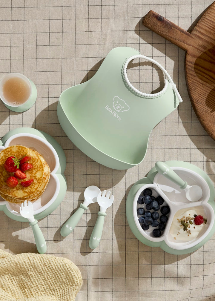 Baby Bjorn Baby Dinnerware Set 8 pcs (Powder Green)