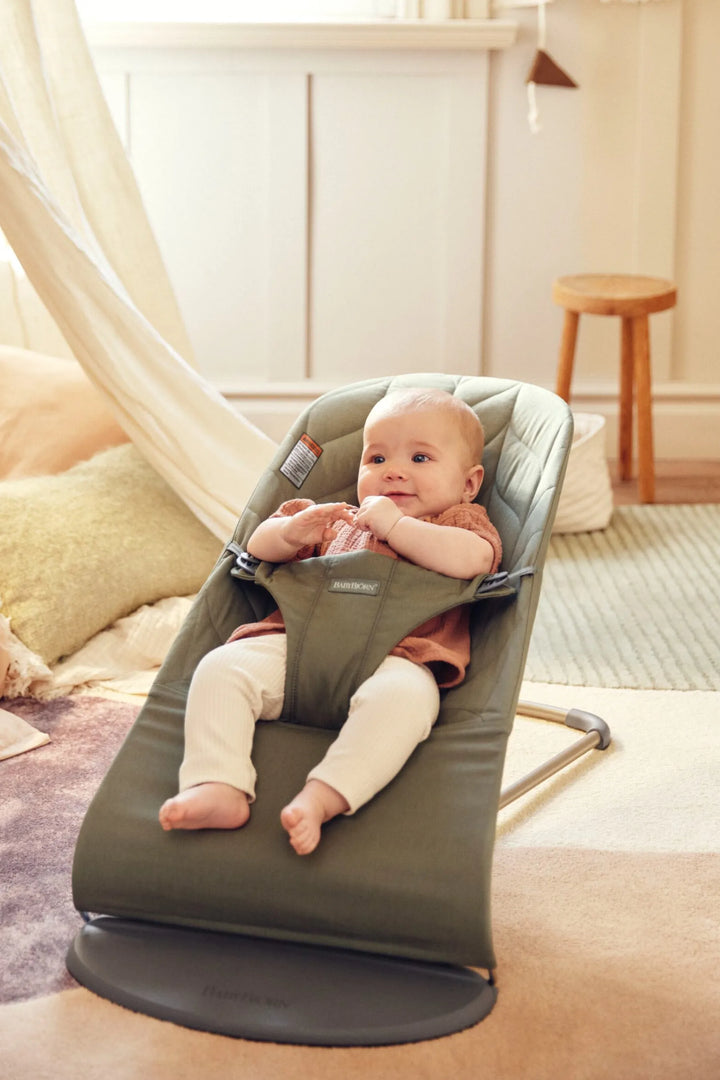 Baby Bjorn Bouncer Bliss Cotton Petal Quilt (Dark Green/Light Grey Frame)
