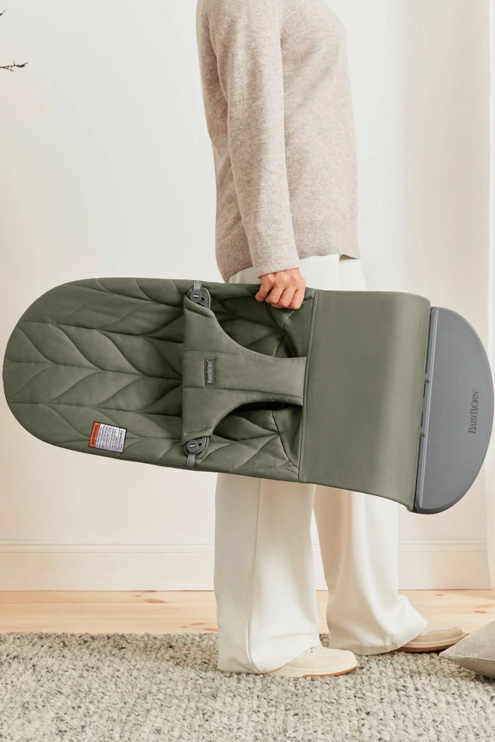 Baby Bjorn Bouncer Bliss Cotton Petal Quilt (Dark Green/Light Grey Frame)