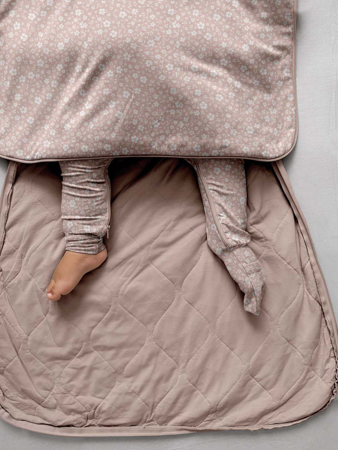 Gunamuna Duvet Bamboo Sleep Sack 2.5 TOG (Grace)