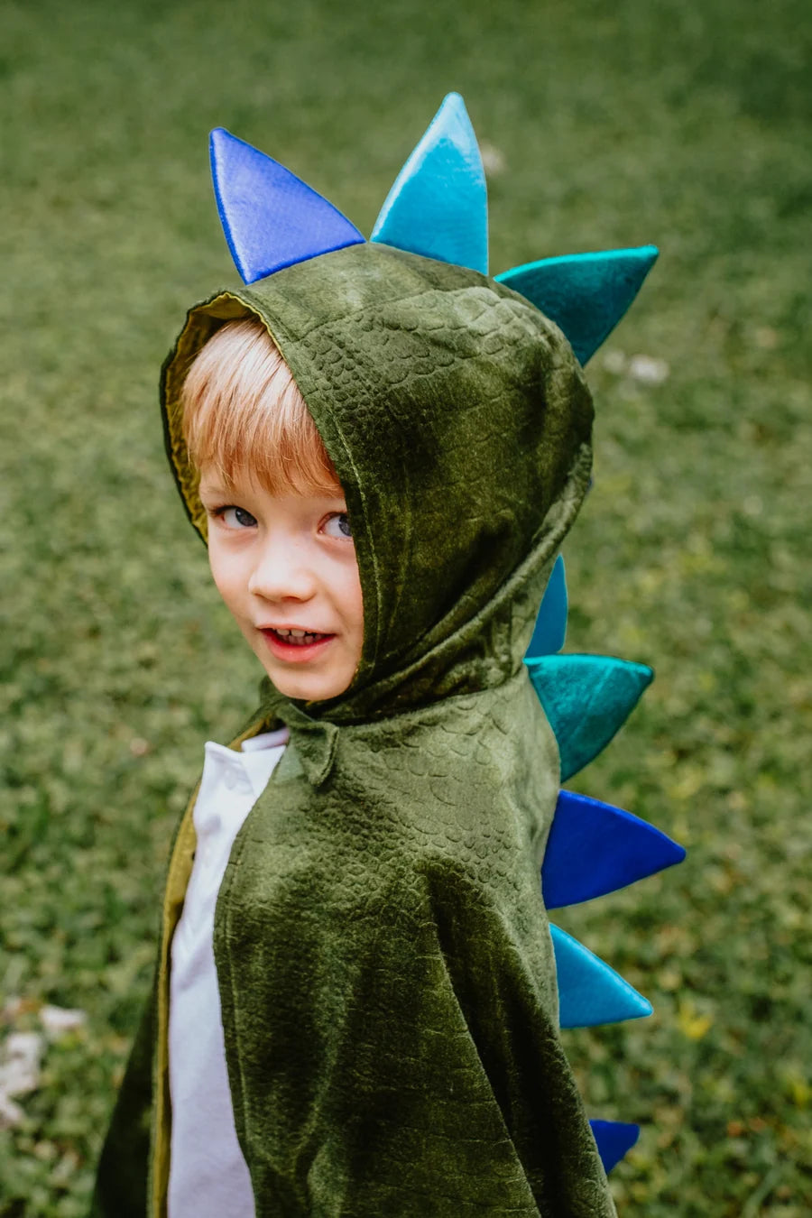 Great Pretenders Dragon Cape with Claws (Green/Blue)