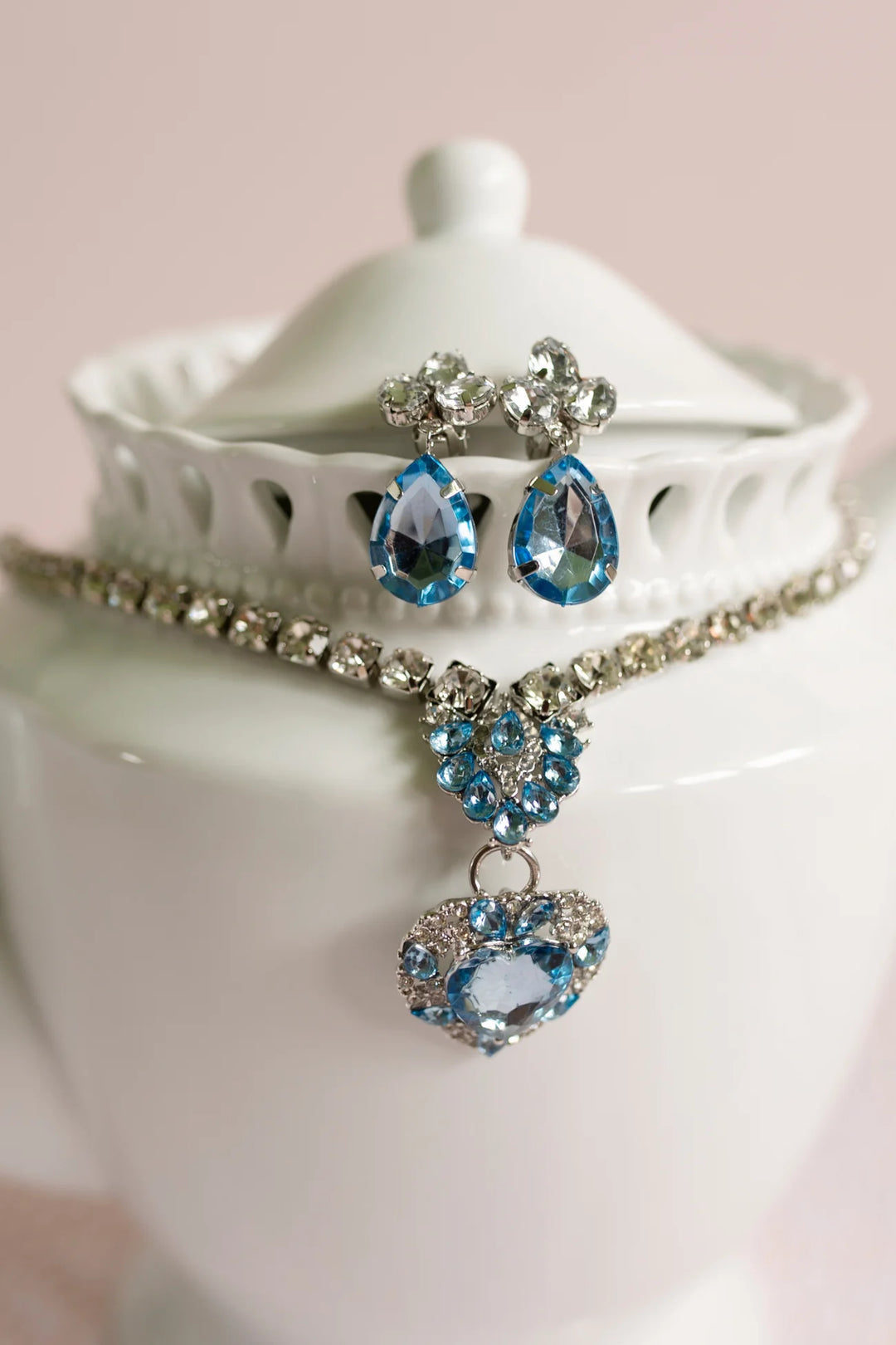 Great Pretenders Jewelry Set (The Marilyn)