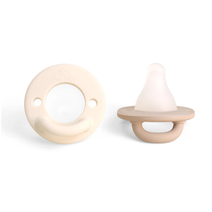 Itzy Ritzy Latch &amp; Soothe Breastlike Pacifier (Taupe)