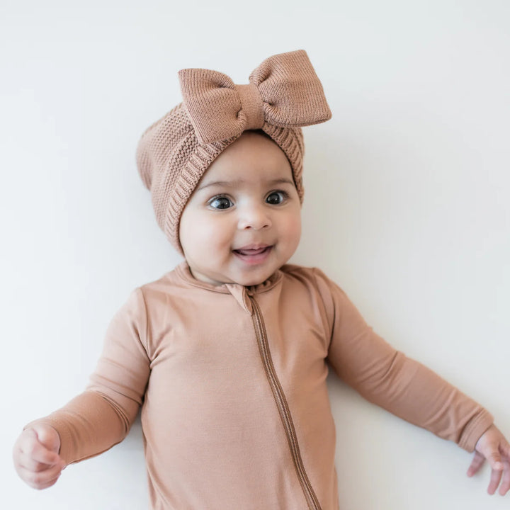 Kyte Baby Chunky Knit Bow Headband (Latte)