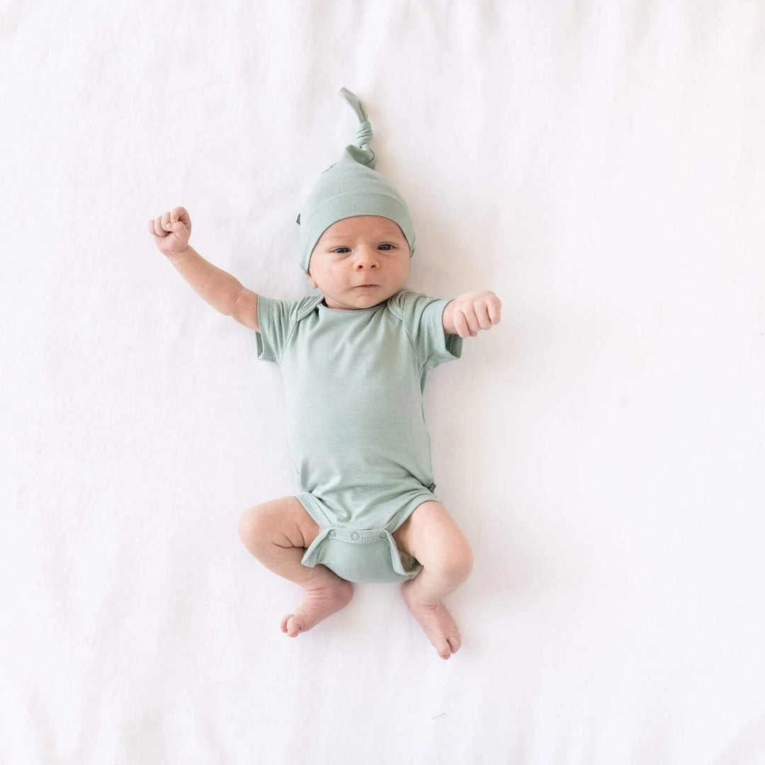 Kyte Baby Short Sleeve Bodysuit (Sage)