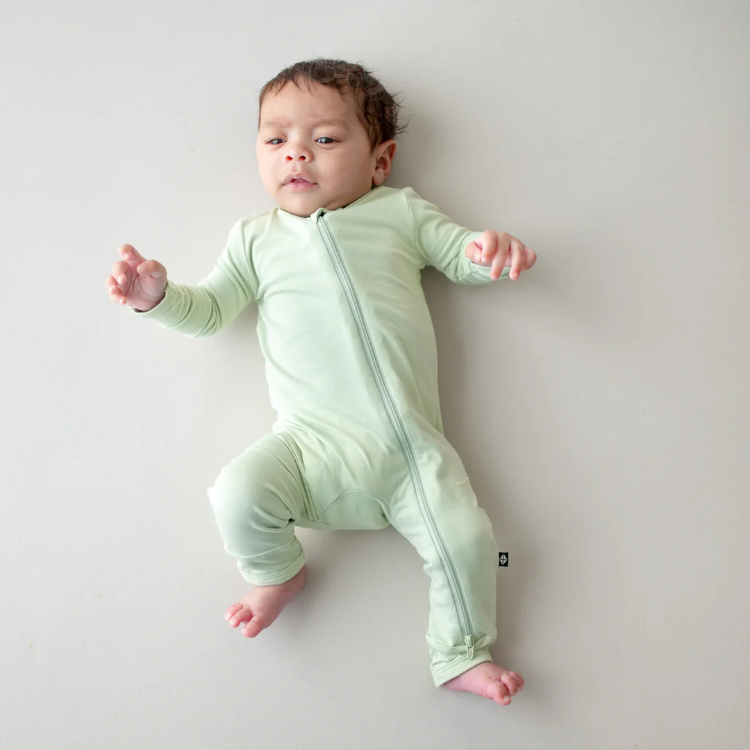 Kyte Baby Long Sleeve Zippered Romper (Basil)