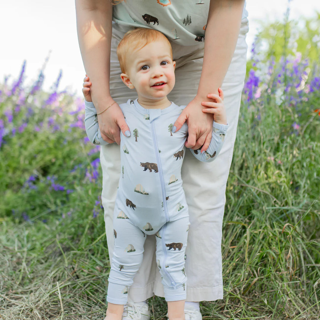 Kyte Baby Long Sleeve Zippered Romper (Yosemite)