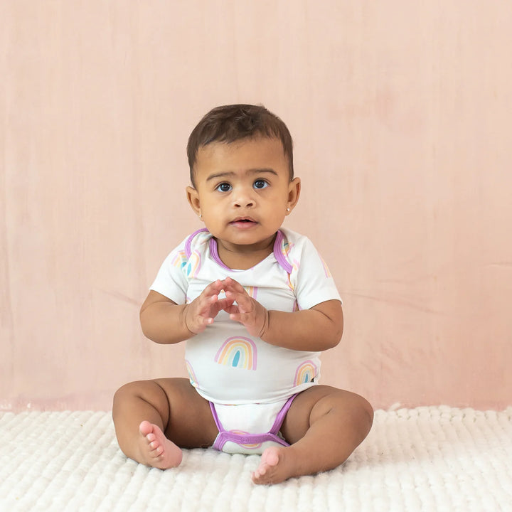 Kyte Baby Short Sleeve Bodysuit (Poi Rainbow)