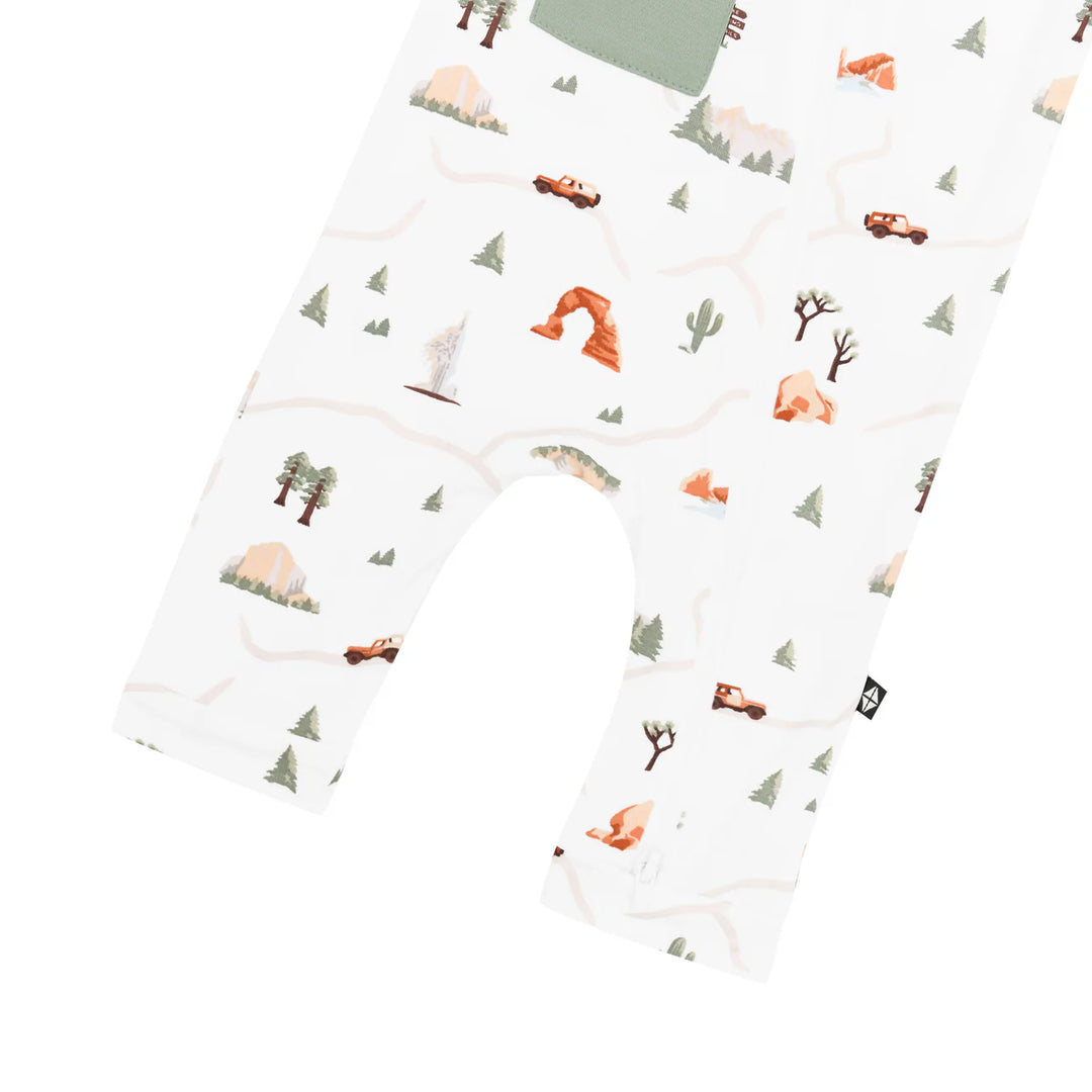 Kyte Baby Sleeveless Zippered Romper (Road Trip)