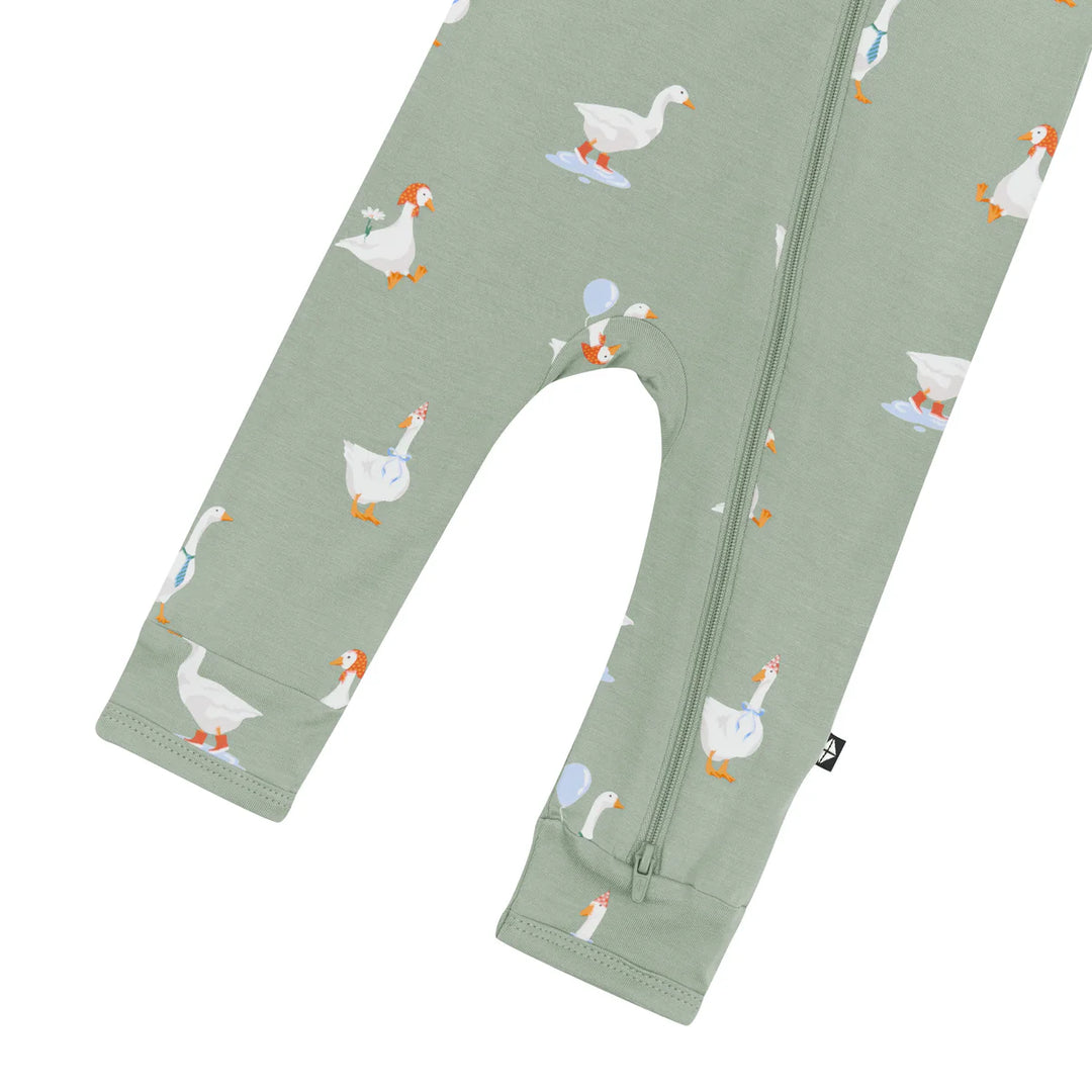 Kyte Baby Long Sleeve Zippered Romper (Silly Goose)