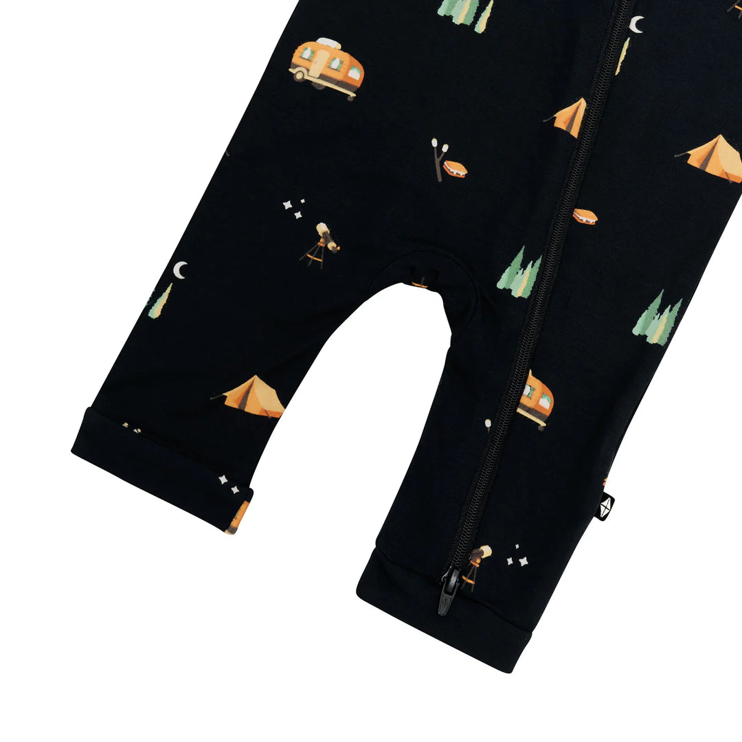 Kyte Baby Sleeveless Zippered Romper (Under the Stars)