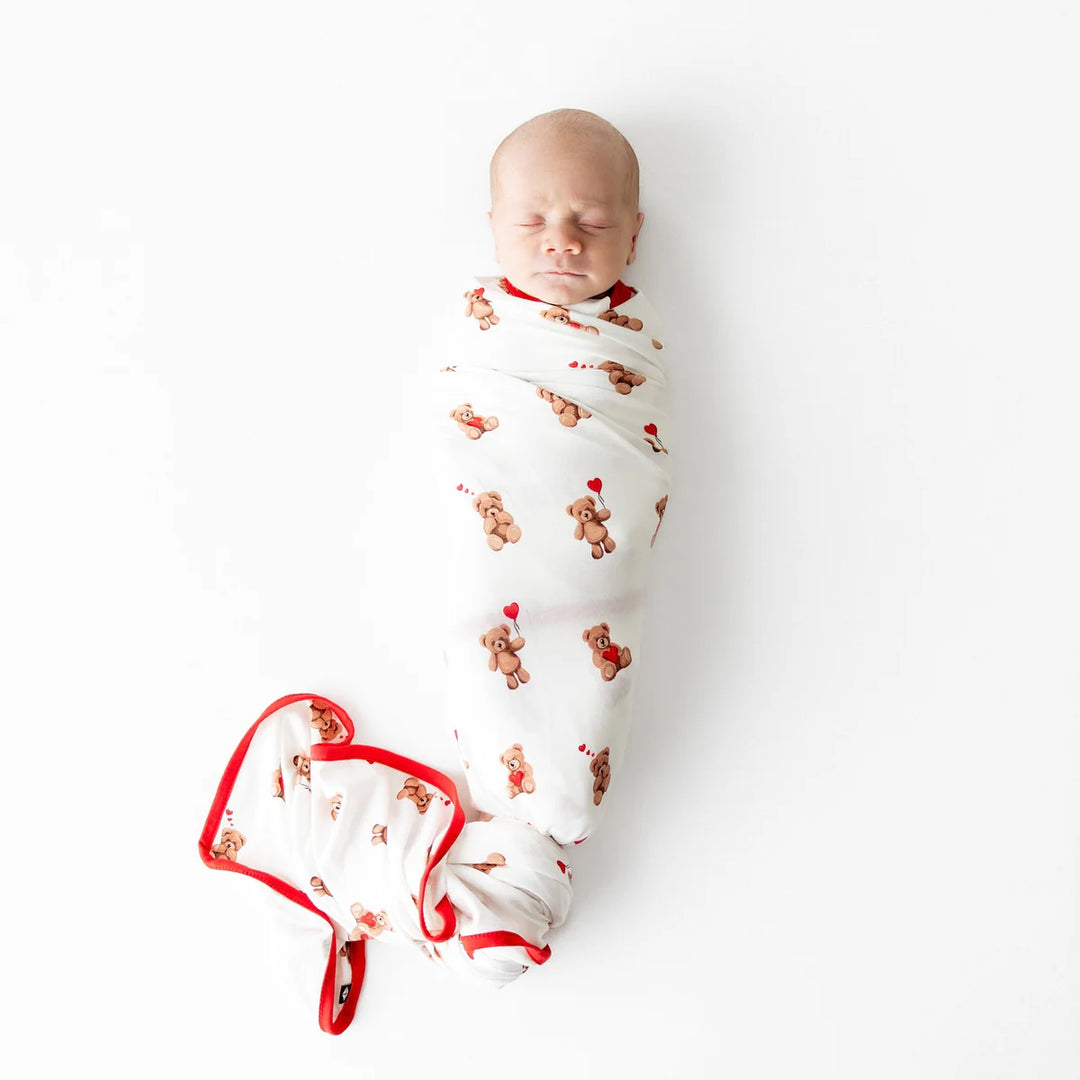 Kyte Baby Swaddle Blanket (Bear Hearts)