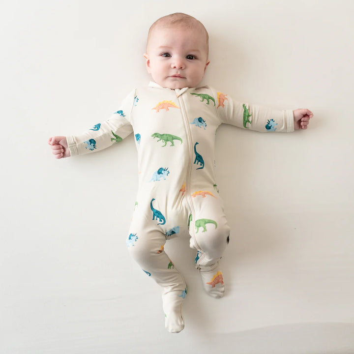 Kyte Baby Zippered Footie (Ecru Roar)