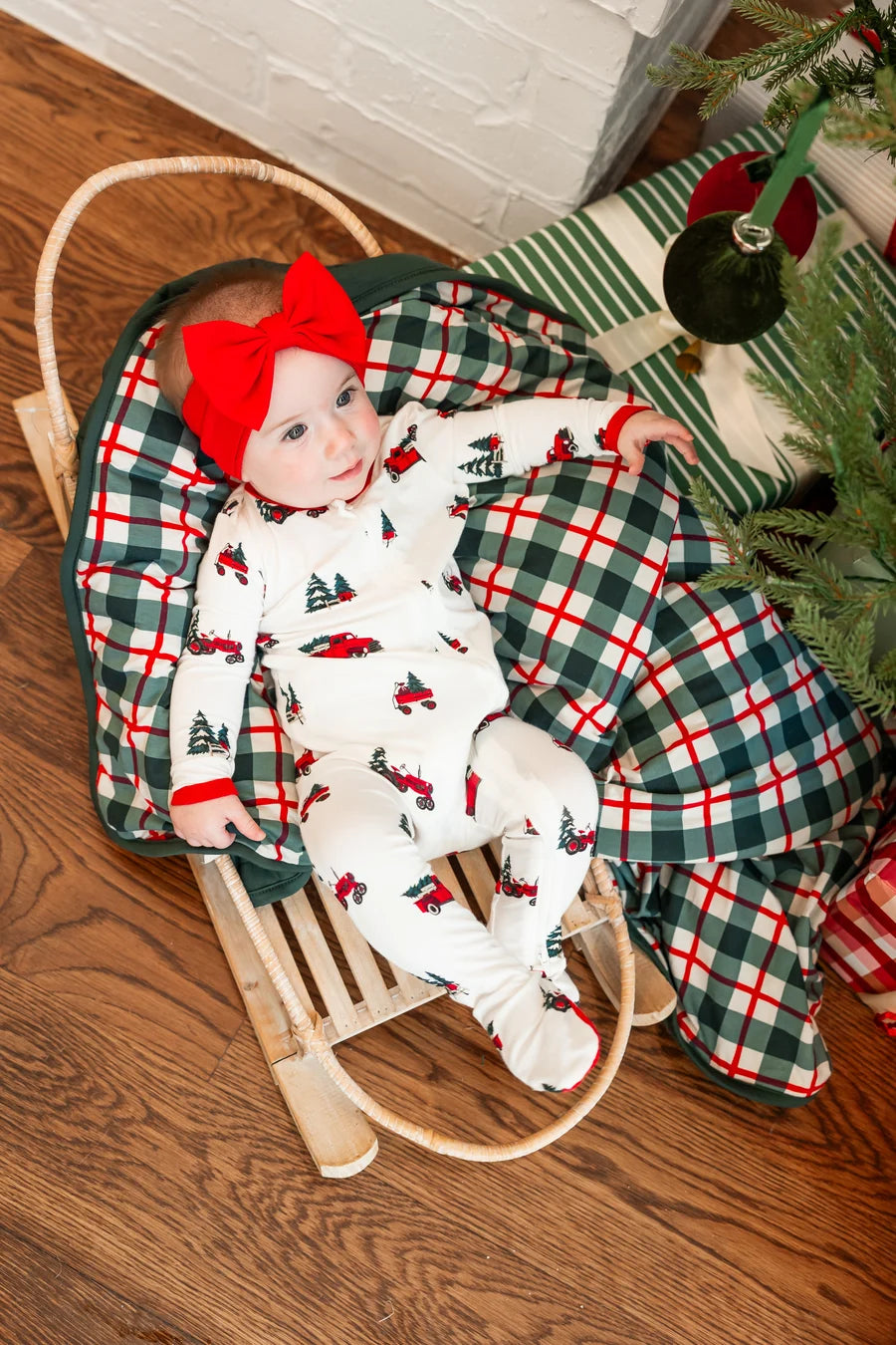 Kyte Baby Zippered Footie (Holiday Tree Farm)