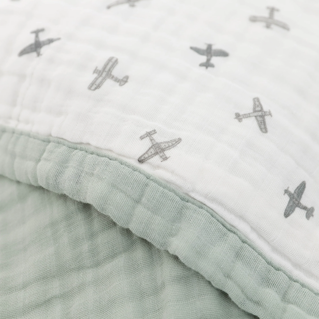 Little Unicorn Organic Cotton Muslin Baby Quilt (Pewter Planes)