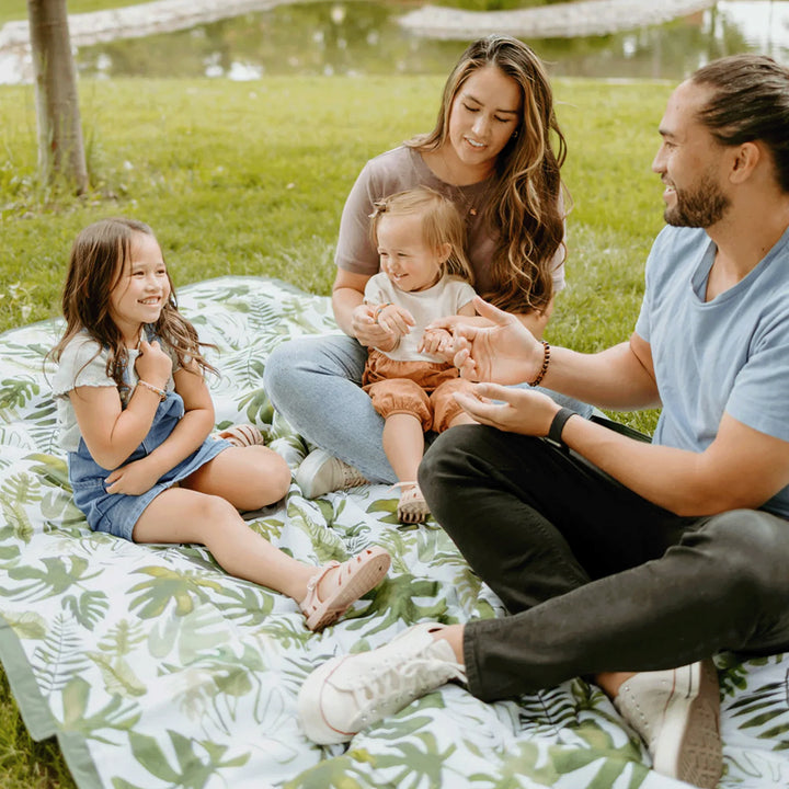 Little Unicorn Outdoor Blanket 5&