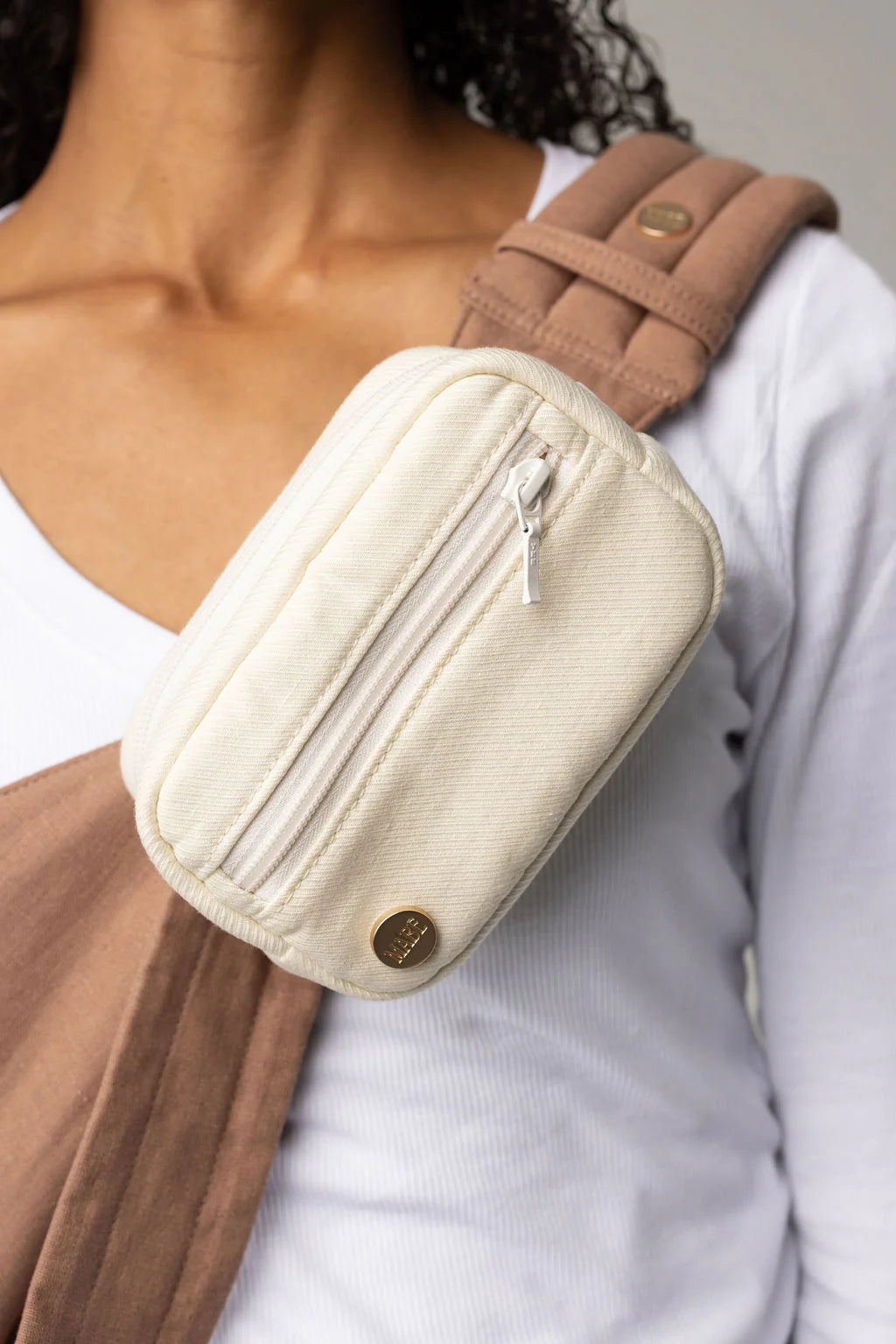 Mabé Monarch Accessory Bag (Natural Ivory)