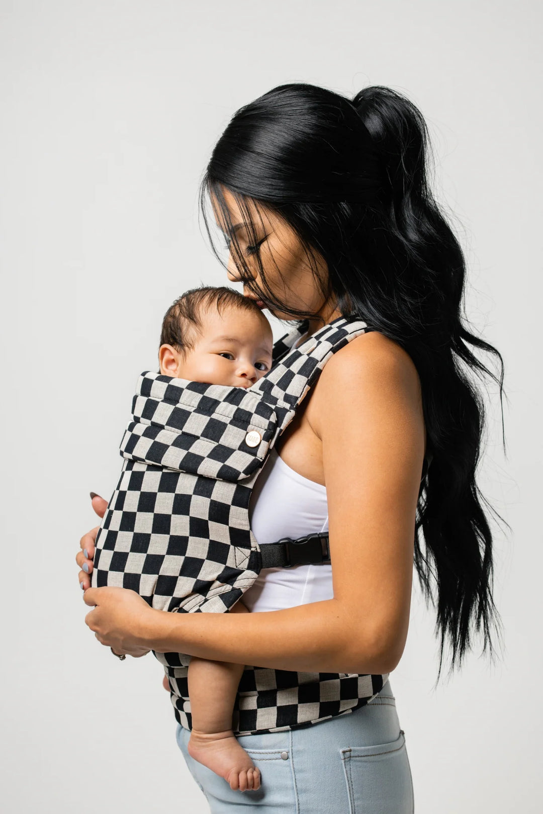 Mabé Monarch Carrier (Ebony Check)