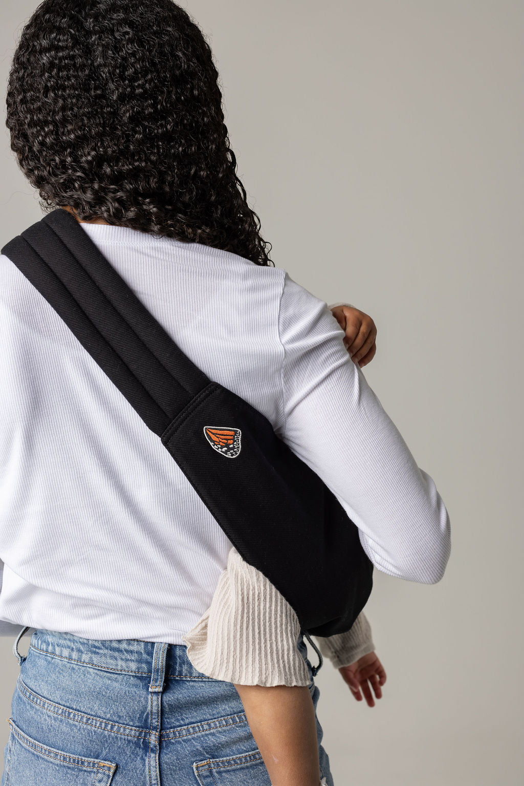 Mabé Monarch Toddler Sling (Ebony)