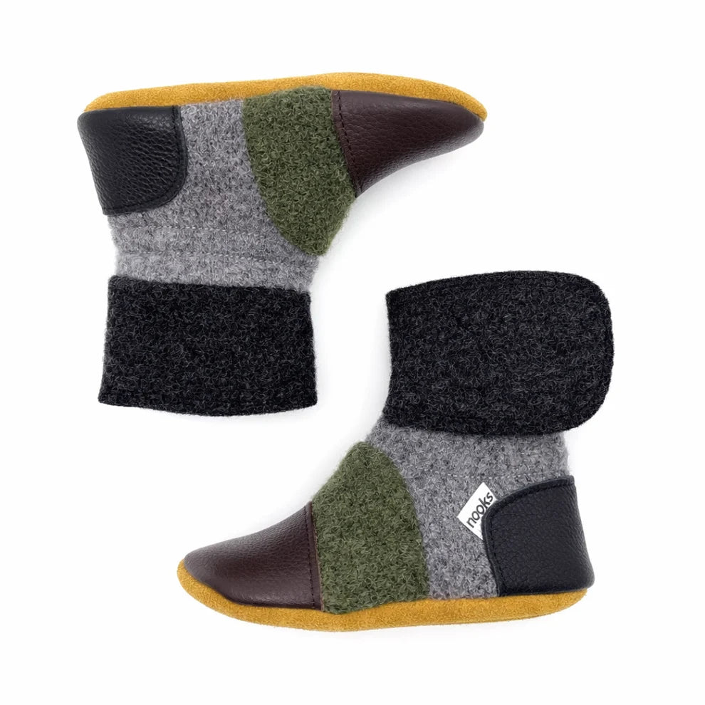 Nooks Design Felted Wool Booties (Kelp)