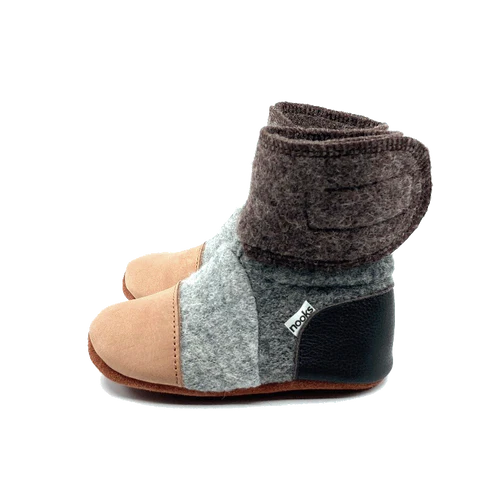 Nooks Design Felted Wool Booties (Sandstone)