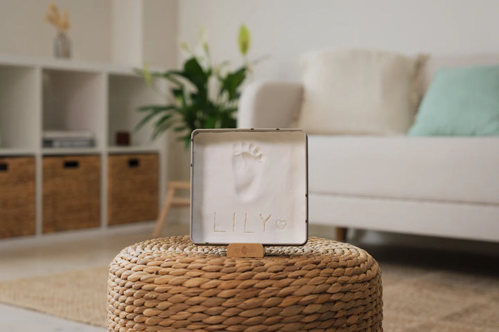 Petit Artichaut Baby Box Square (Pretty Hearts)