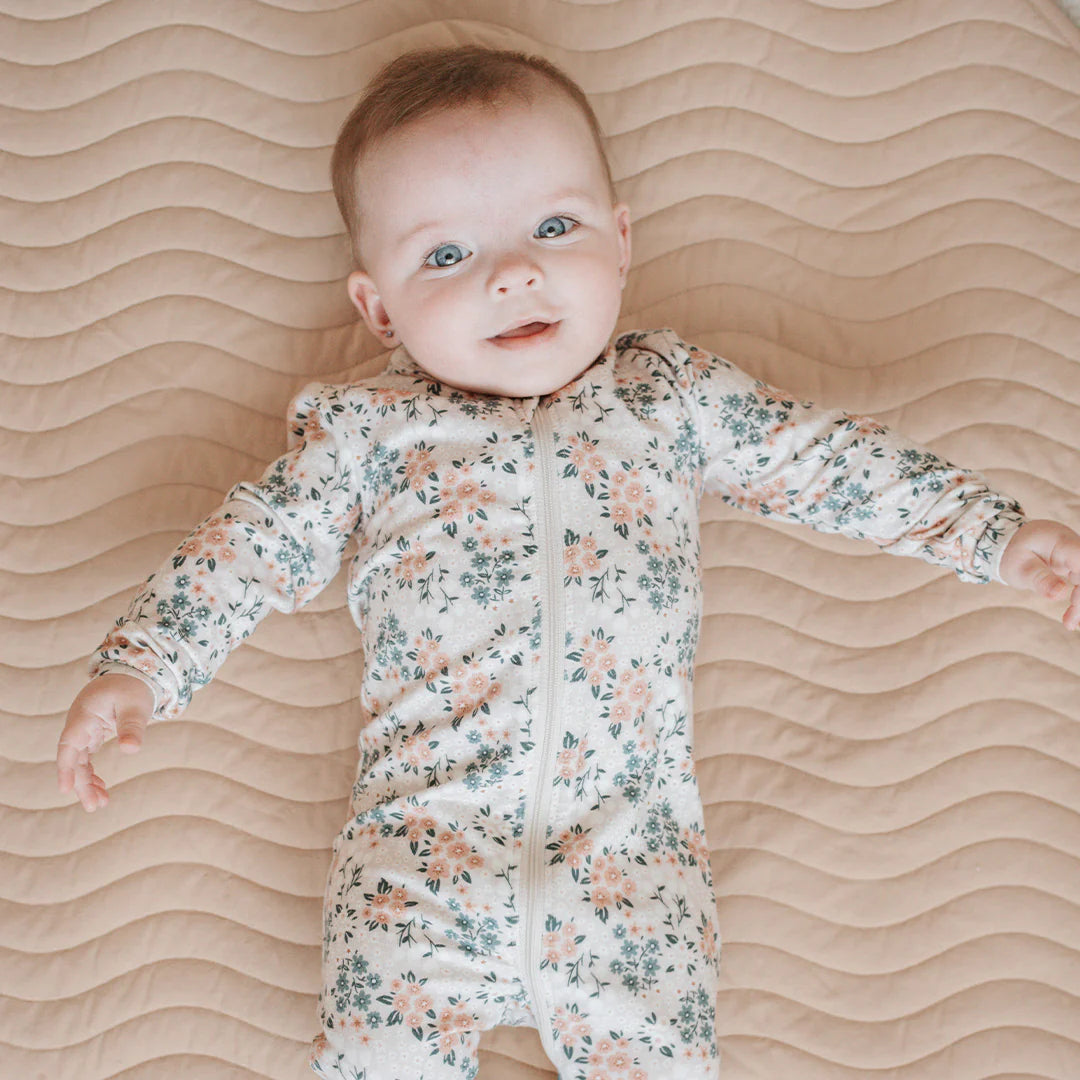 Petit Lem 32P02 Sleeper (Beige Floral)